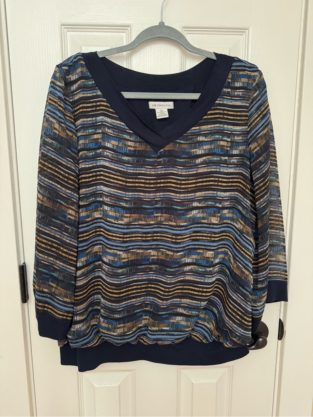Liz Claiborne Navy Blue Top